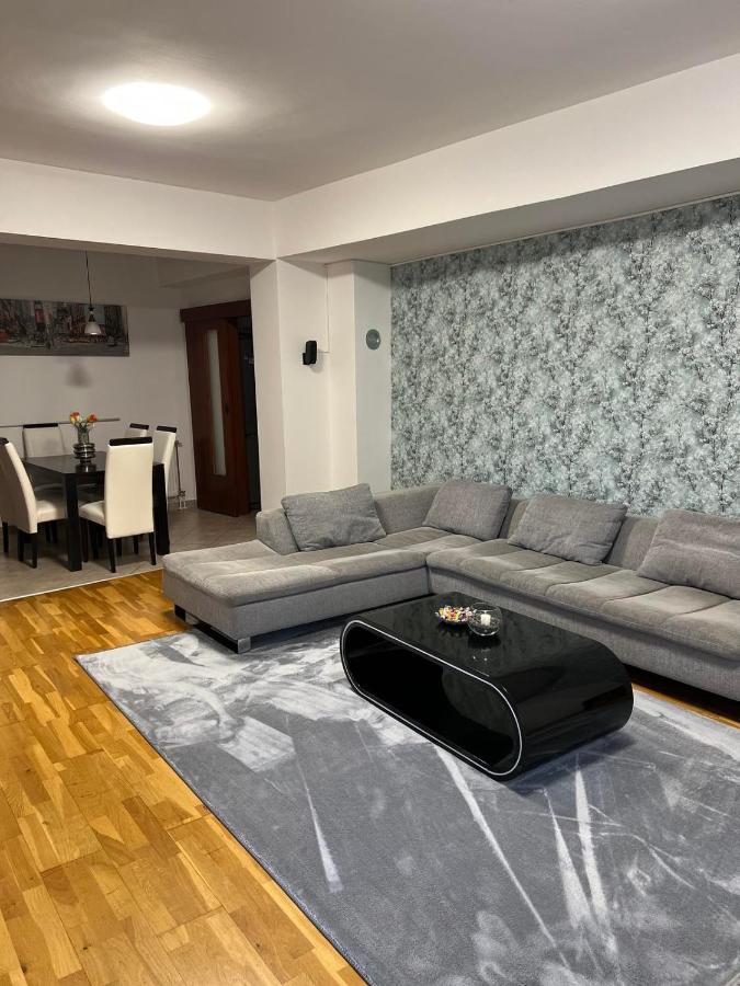 Ferienwohnung Iva Lux Stan Na Dan Banja Luka Exterior foto