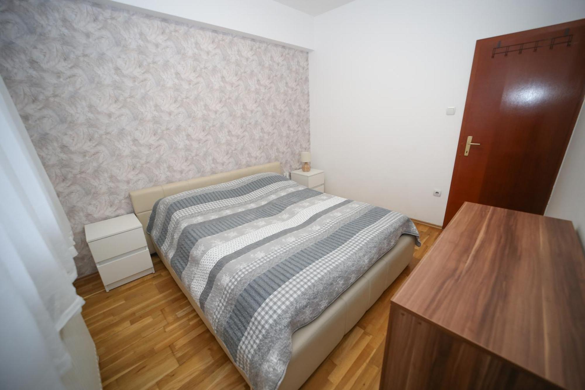 Ferienwohnung Iva Lux Stan Na Dan Banja Luka Exterior foto