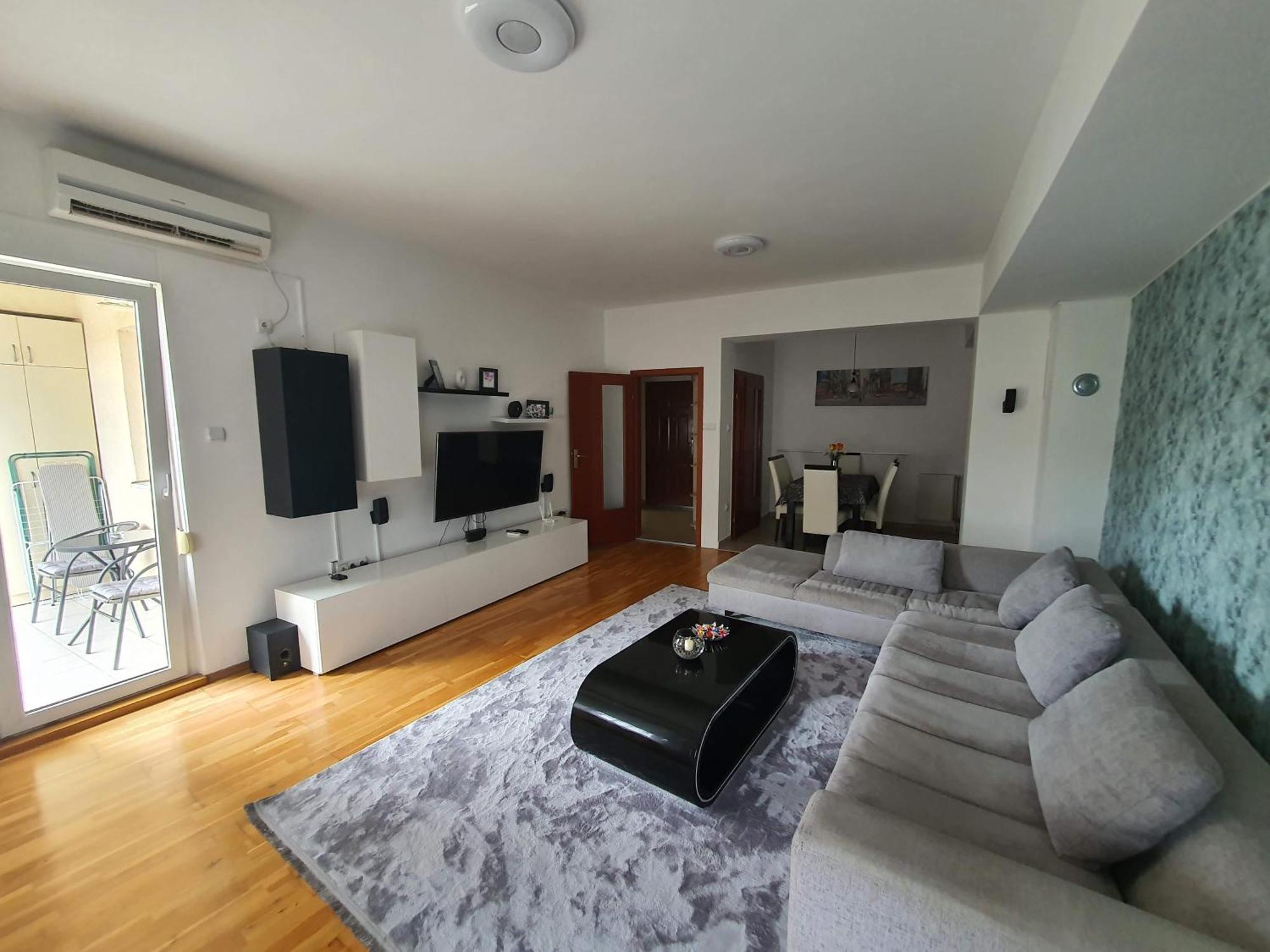 Ferienwohnung Iva Lux Stan Na Dan Banja Luka Exterior foto