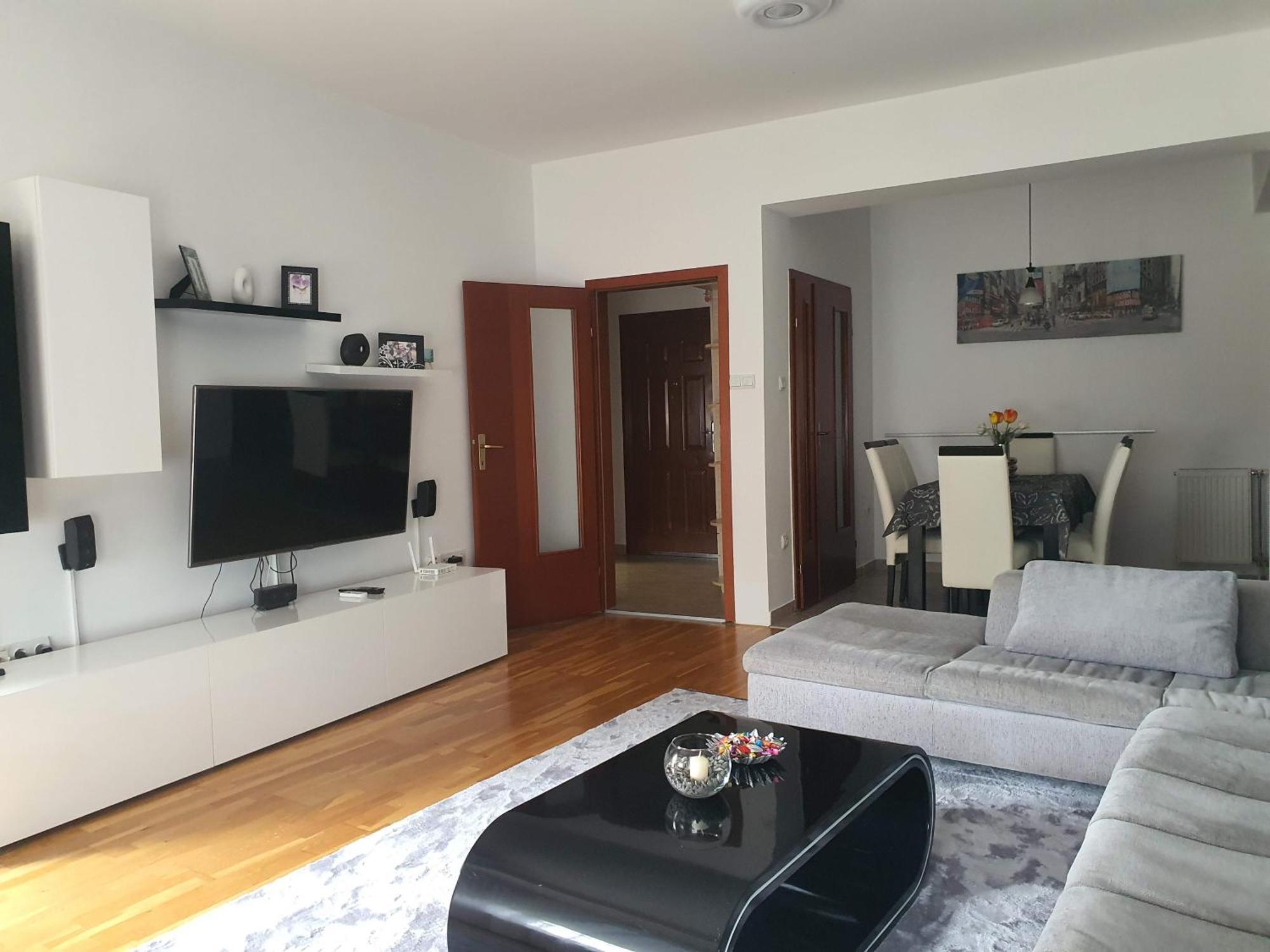 Ferienwohnung Iva Lux Stan Na Dan Banja Luka Exterior foto